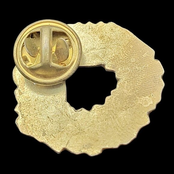 Vintage Holiday Glossy Enamel Christmas Wreath Pin Brooch Red Bow Green Gold 1" - Picture 4 of 4